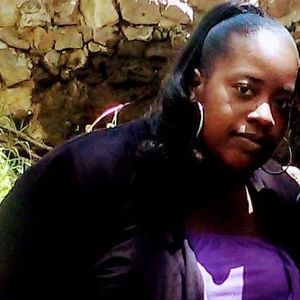 Meet your Posher, Dee